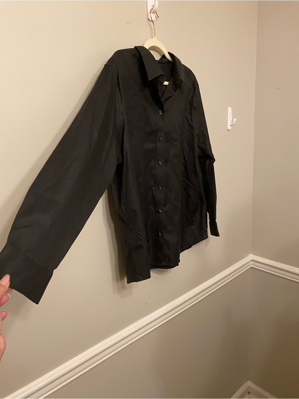 Eddie Bauer Black Wrinkle-Resistant Button Shirt